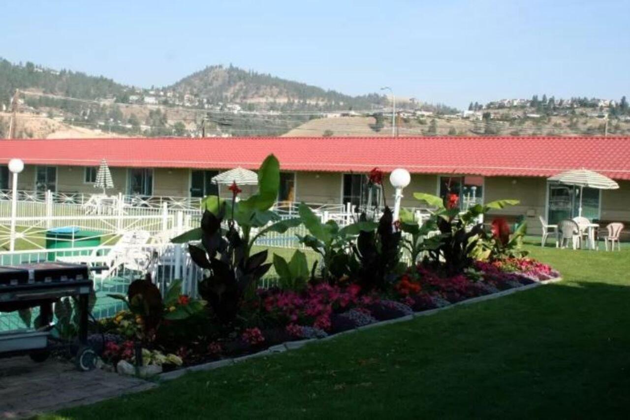 Okanagan Seasons Resort Kelowna Exterior photo